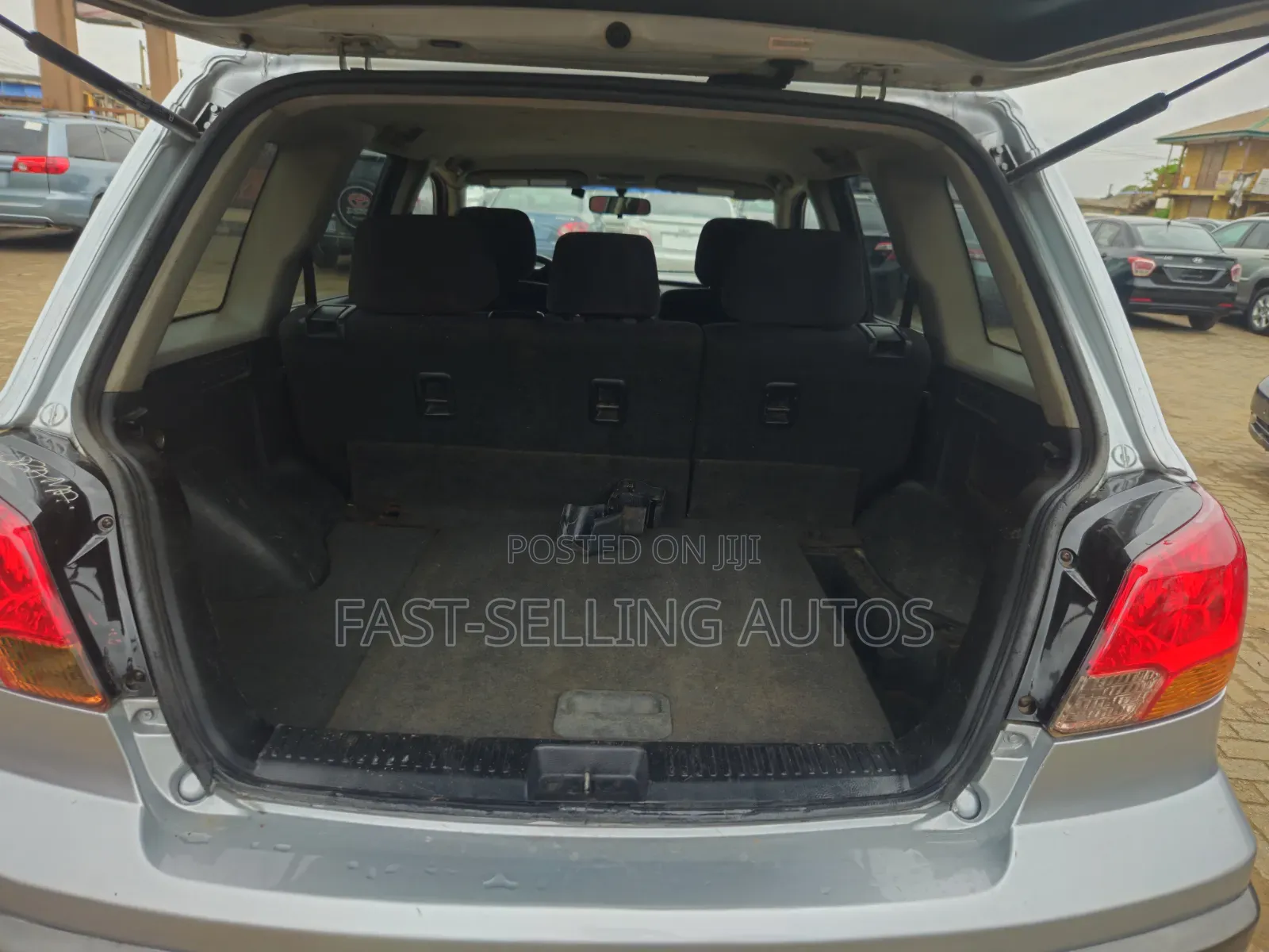 Mitsubishi Outlander 2.4 Automatic 2004 Silver
