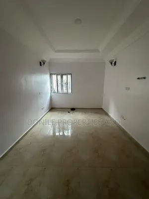 3bdrm Duplex in Osapa London for rent