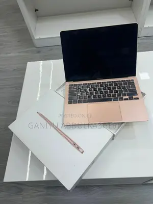 Laptop Apple MacBook Air 2020 8GB Intel Core i3 SSD 256GB