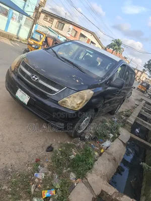 Hyundai H1 2015 Black