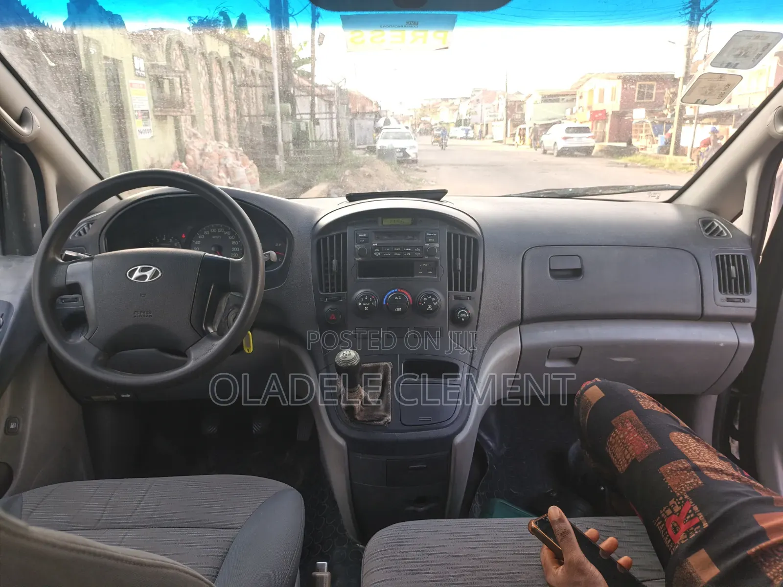 Hyundai H1 2015 Black