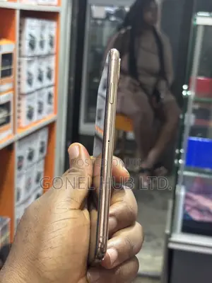 Apple iPhone XS Max 64 GB Gold