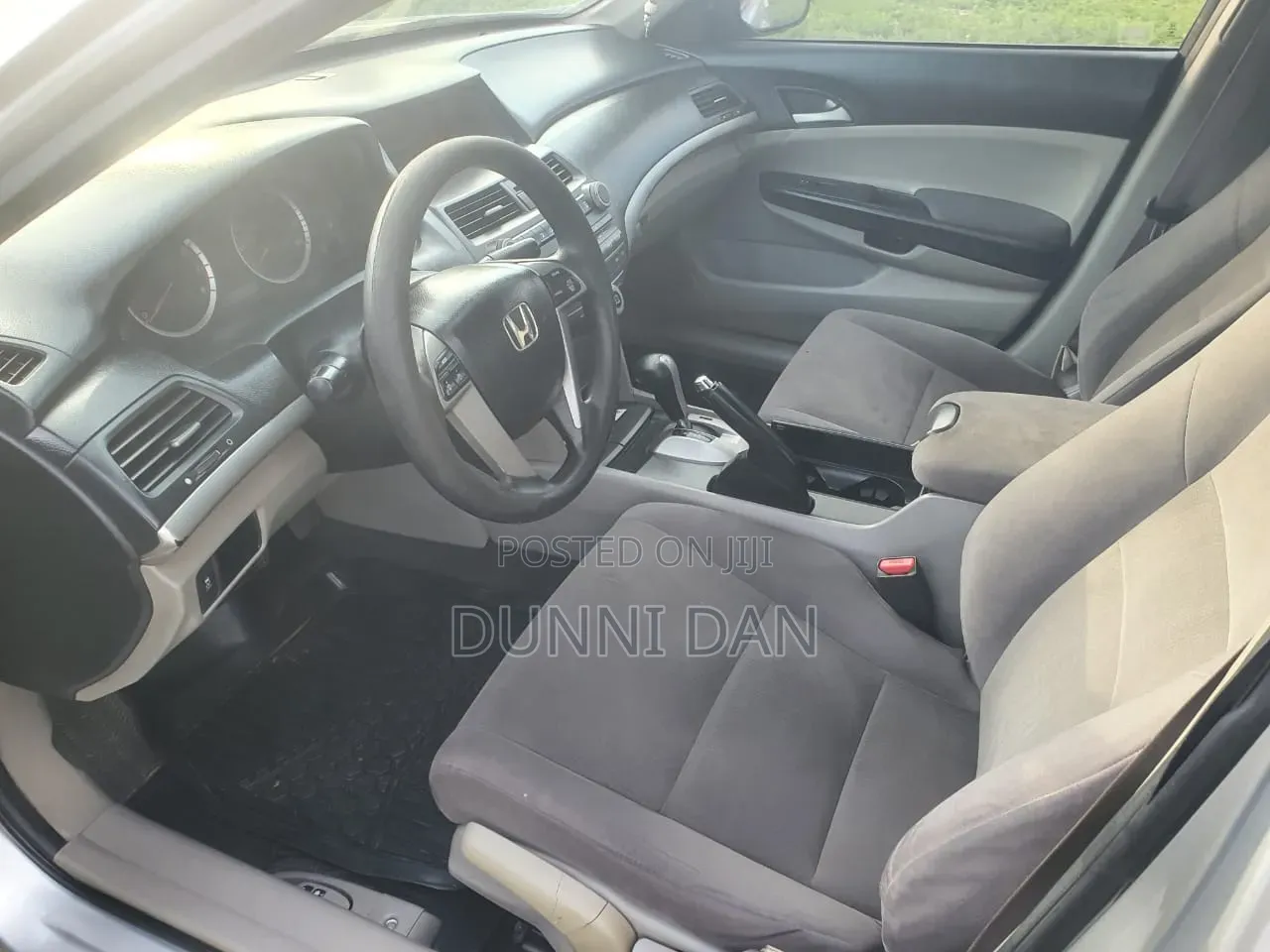 Honda Accord 2011 Silver