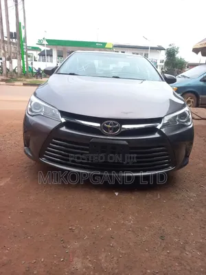 Toyota Camry 2015 Gray