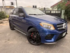 Mercedes-Benz GLE-Class GLE 400 4MATIC 2017 Blue