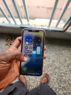 Apple iPhone XR 128 GB Pink
