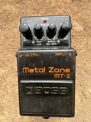 Boss Metal Zone Mt-2 Guitar Effects