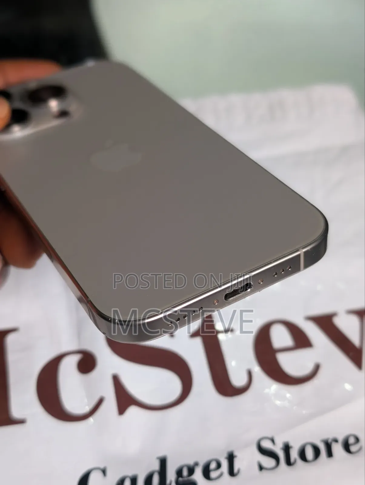 Apple iPhone 16 Pro 256 GB Gold