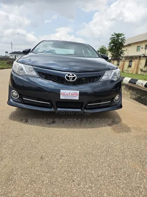 Toyota Camry SE 4dr Sedan (2.5L 4cyl 6A) 2013 Black