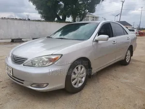 Toyota Camry 2005 Silver