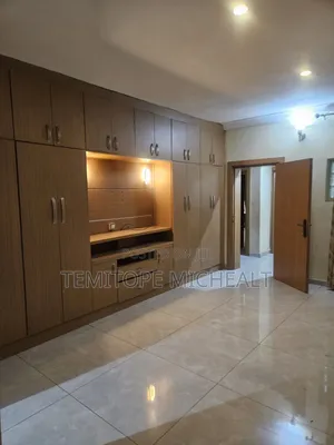 4bdrm Townhouse / Terrace in Jabi By Kado for rent