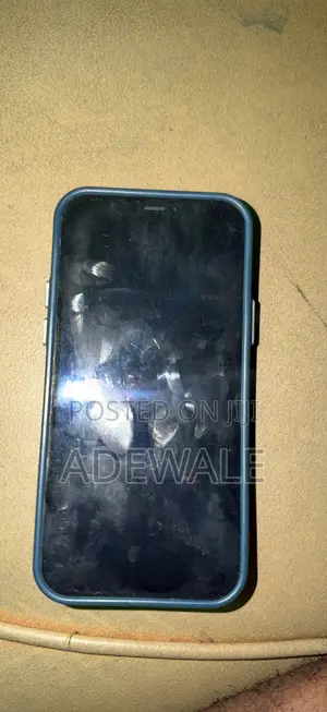 Apple iPhone 12 64 GB Black