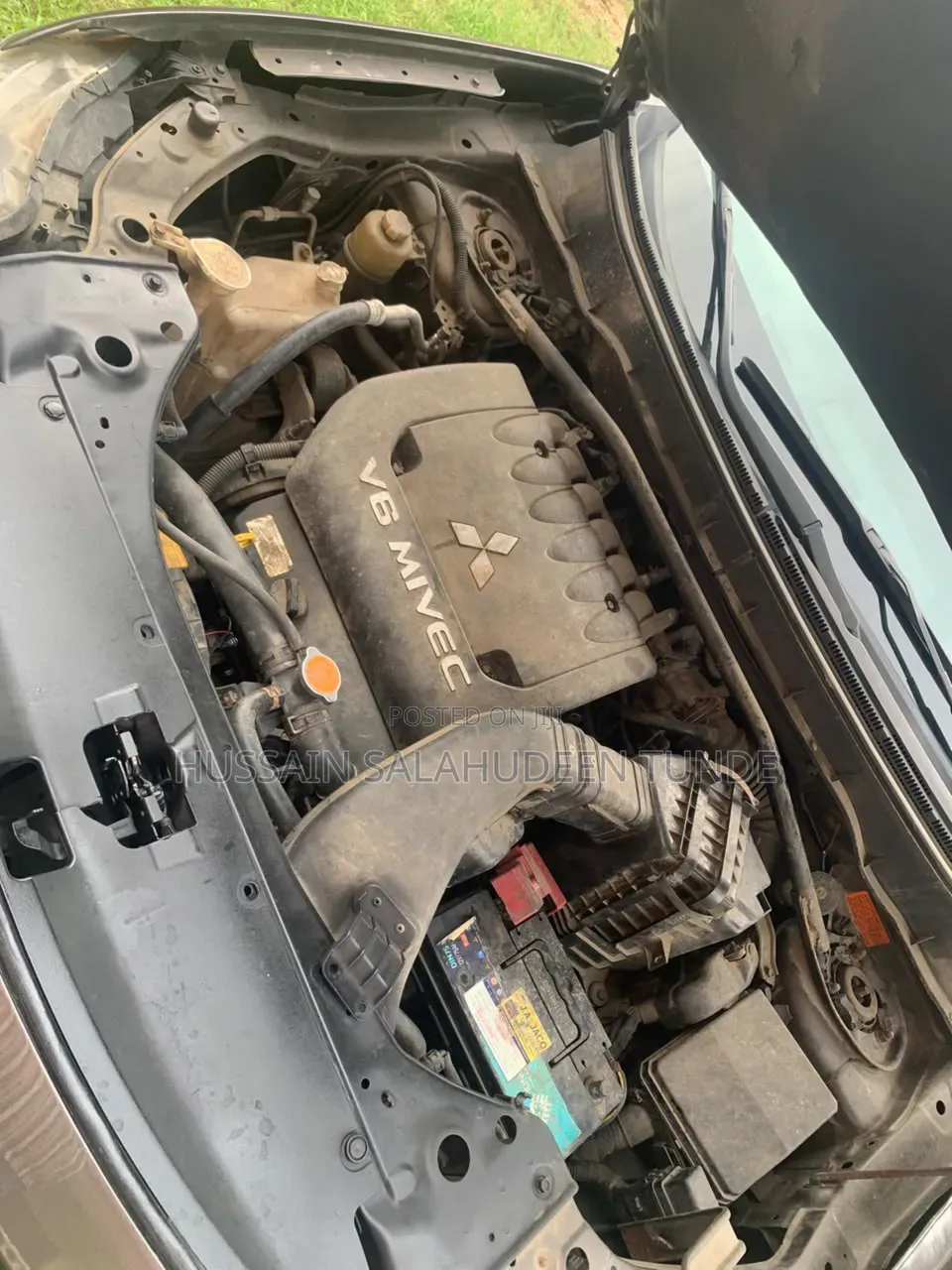 Mitsubishi Outlander 2010 Gray