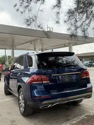 Mercedes-Benz GLE-Class GLE 350 2017 Blue
