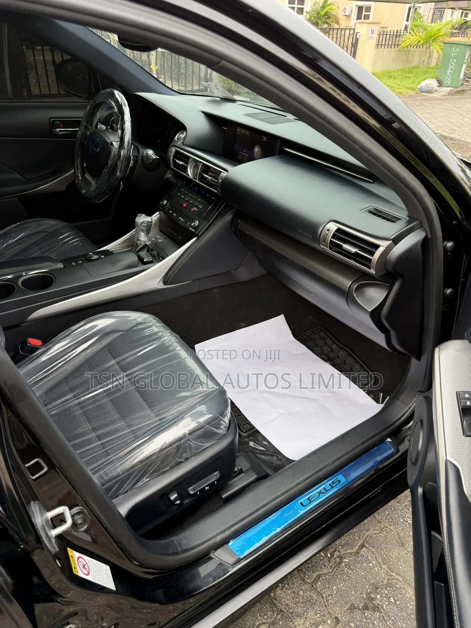 Lexus IS 300 AWD 2016 Black