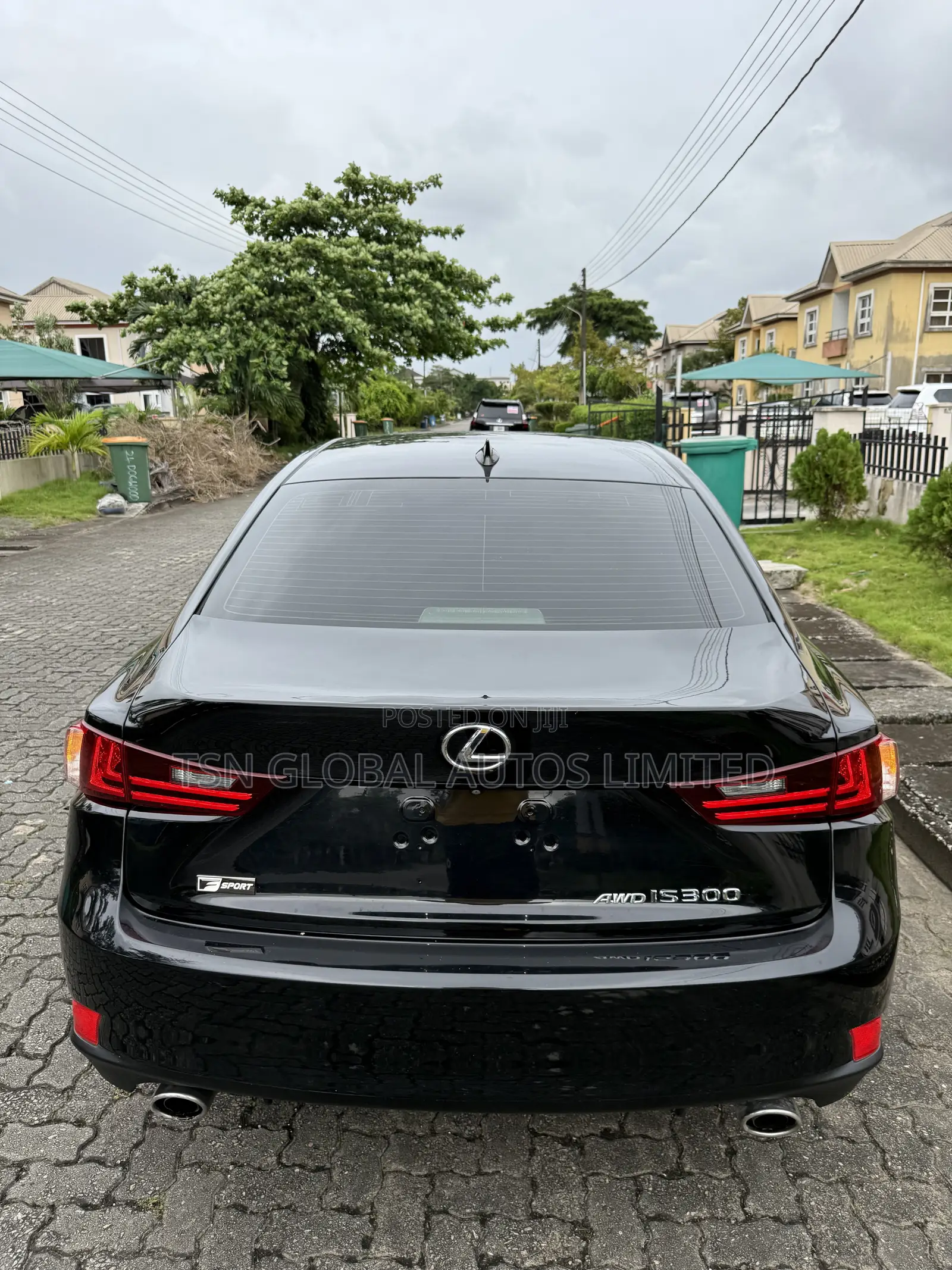 Lexus IS 300 AWD 2016 Black