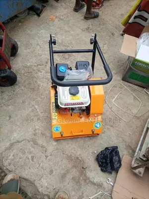 Brand New C-90 Plate Compactor / Compacting Machine for Sale