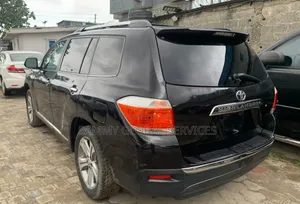 Toyota Highlander Limited 2011 Black
