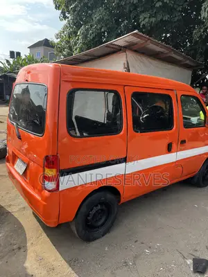Suzuki APV Minibus 1999 Orange