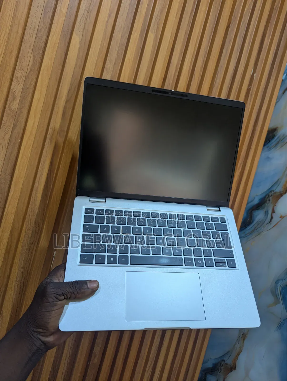 Laptop Dell Pro 14 8GB Intel Core Ultra 5 SSD 256GB