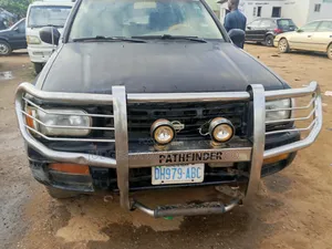 Nissan Pathfinder SE AWD SUV (3.5L 6cyl 4A) 2003 Black