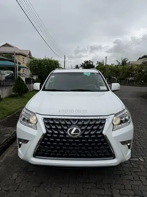 Lexus GX 460 Luxury 2015 White