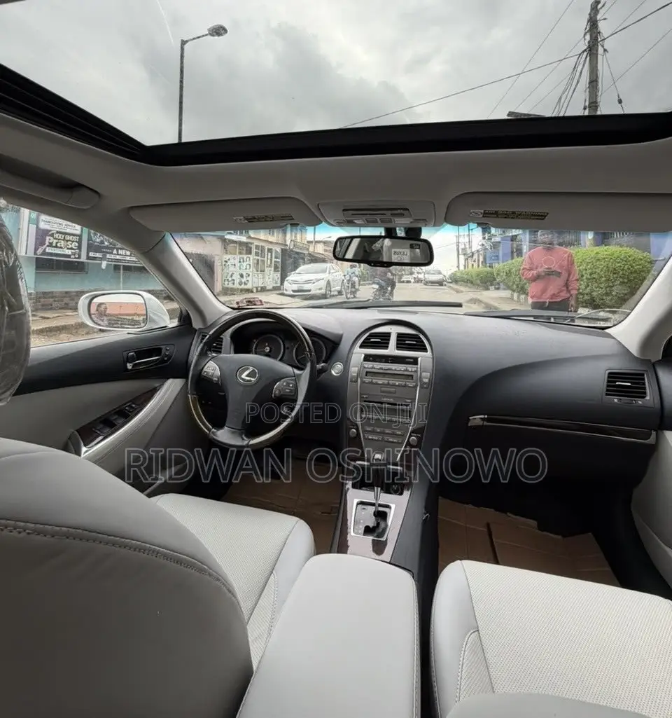 Lexus ES 350 2012 Silver