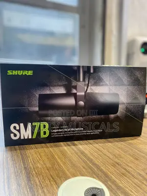 Shure SM7B Vocal Dynamic Studio Microphone