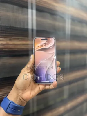 Apple iPhone 15 128 GB Pink