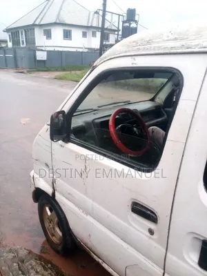 Suzuki Every 2010 White