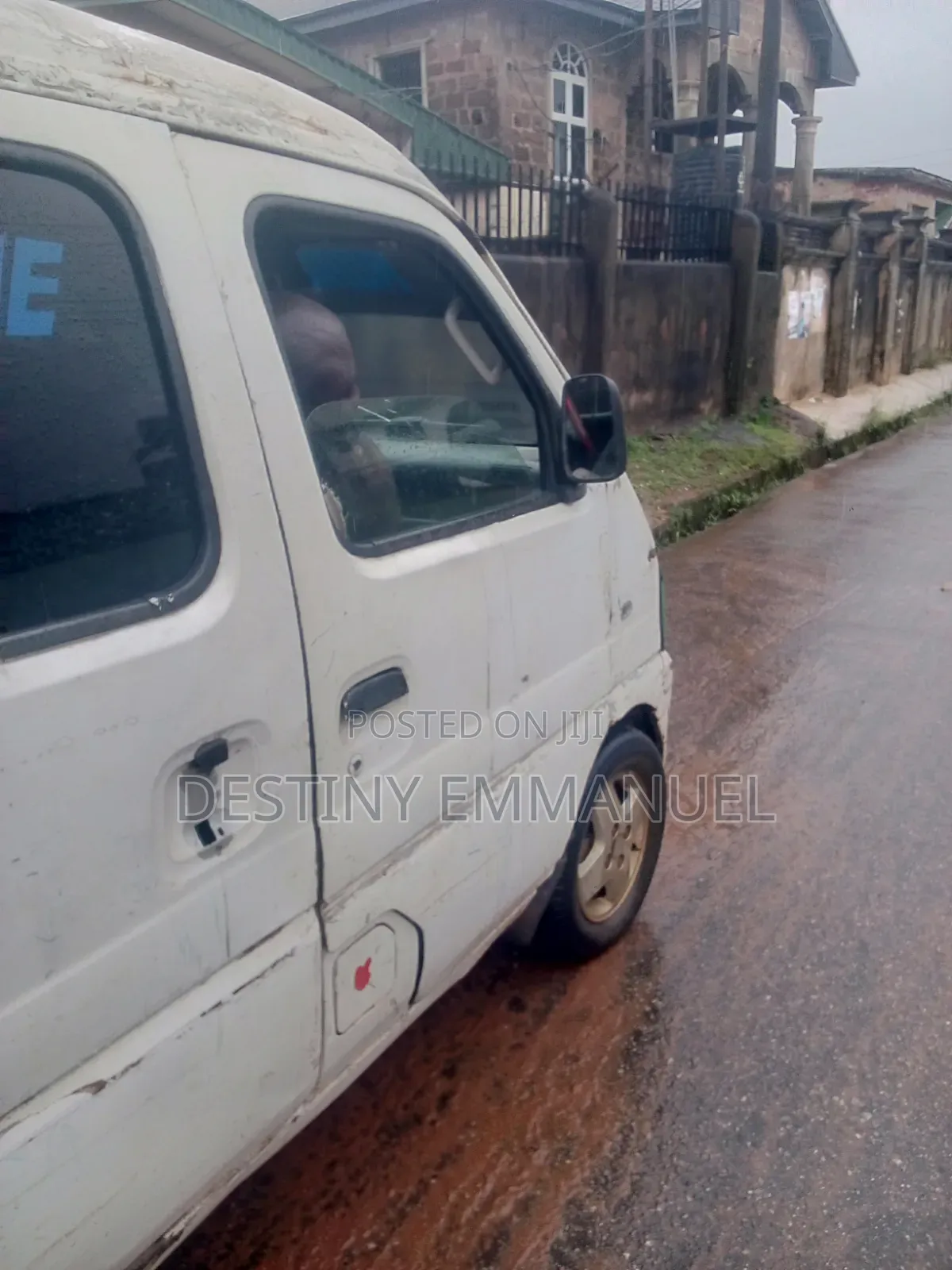 Suzuki Every 2010 White