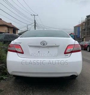 Toyota Camry 2010 White