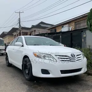 Toyota Camry 2010 White