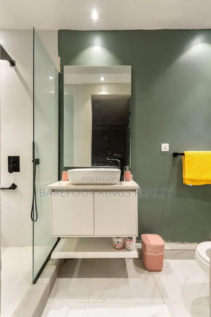 Luxury Studio Apartment