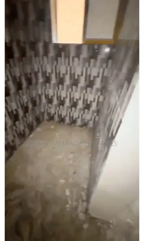 Mini Flat in Fadeyi for rent