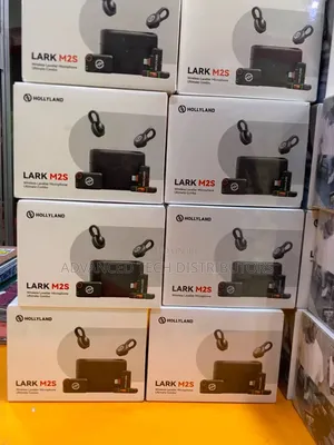Hollyand Lark M2S