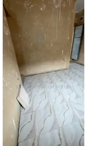Mini Flat in Fadeyi for rent