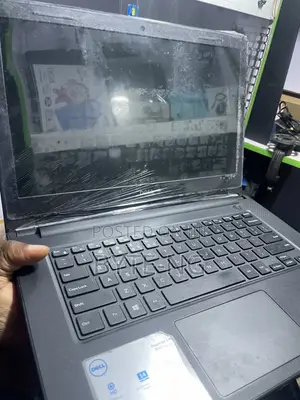 Laptop Dell Inspiron 14 3000 8GB Intel Core i5 SSD 256GB