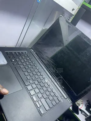 Laptop Dell Inspiron 14 3000 8GB Intel Core i5 SSD 256GB