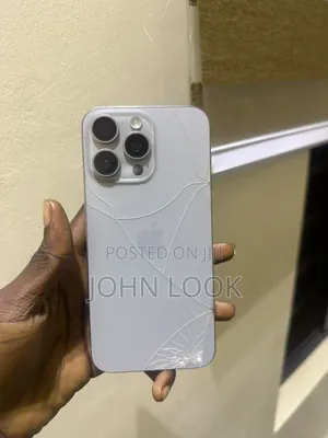 Apple iPhone 15 Pro Max 256 GB White