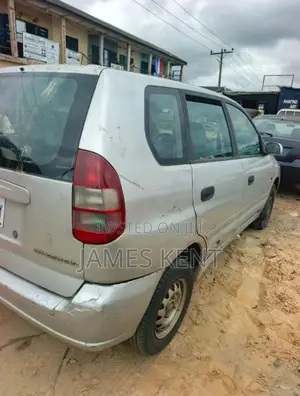 Mitsubishi Spacestar 2002 Silver
