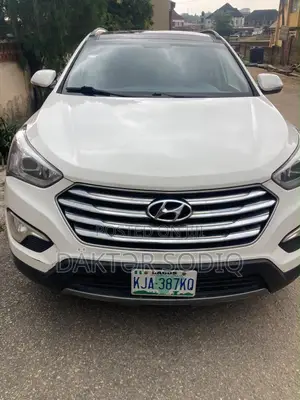 Hyundai Santa Fe 2014 White