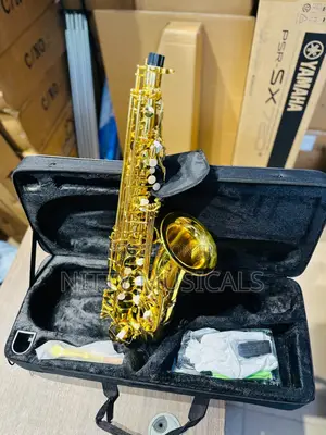 Yamaha Gold Alto Saxophone