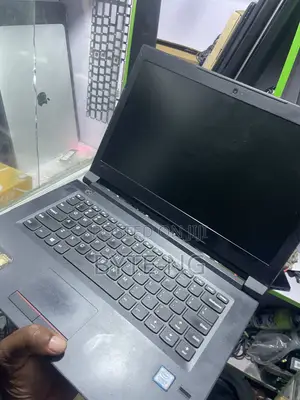 Laptop Lenovo V310 8GB Intel Core i5 SSD 256GB