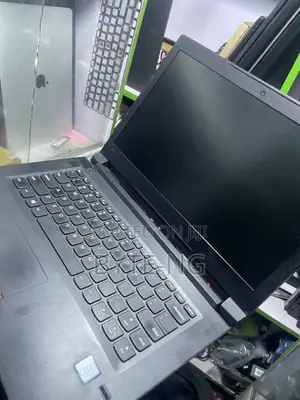 Laptop Lenovo V310 8GB Intel Core i5 SSD 256GB