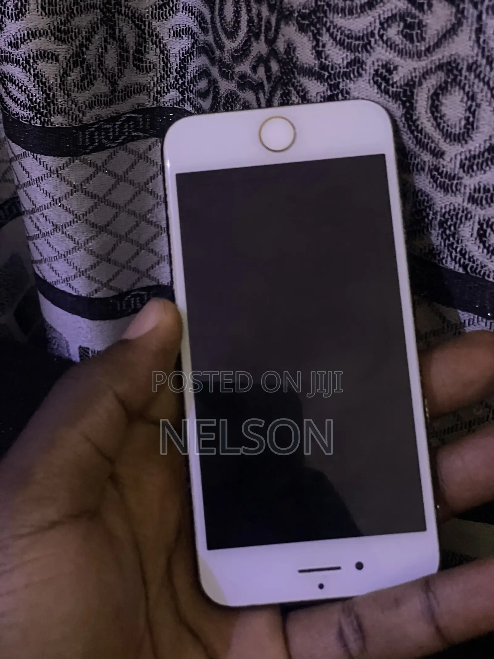 Apple iPhone 7 32 GB Black