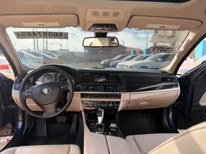 BMW 528i 2013 Blue
