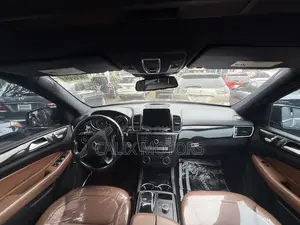 Mercedes-Benz GLE-Class 2017 Black