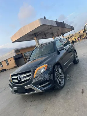 Mercedes-Benz GLK-Class 350 2014 Black