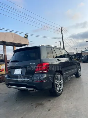 Mercedes-Benz GLK-Class 350 2014 Black